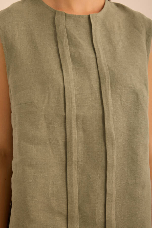 Haki Önü Kup Detaylı Kolsuz Keten Bluz - 6