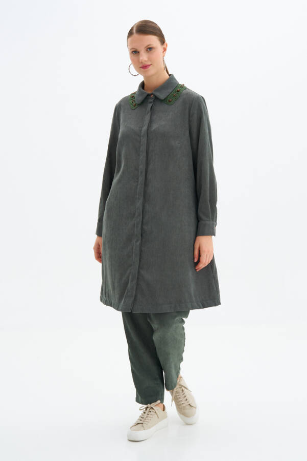 Haki Yakası Dantel İşleme Detaylı Kadife Tunik - 3
