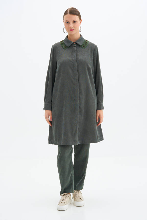 Haki Yakası Dantel İşleme Detaylı Kadife Tunik - 4