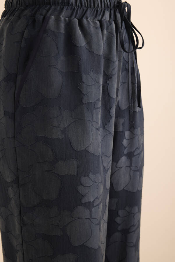 İndigo Çiçek Dokulu Tencel, Beli Lastikli Pijama Altı - 5