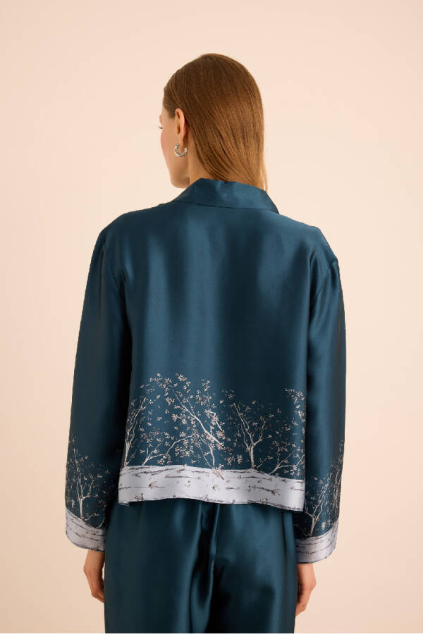 İndigo Desenli İpek ,Önden Düğmeli Pijama Üstü - 5