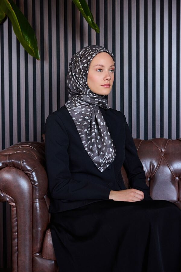 Kahverengi 90X90 İpek Krep Saten Eşarp - Aker