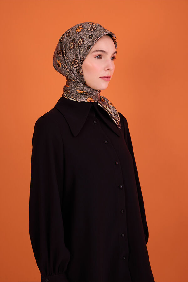 Kahverengi 90X90 İpek Twill Eşarp - Cacharel (1)