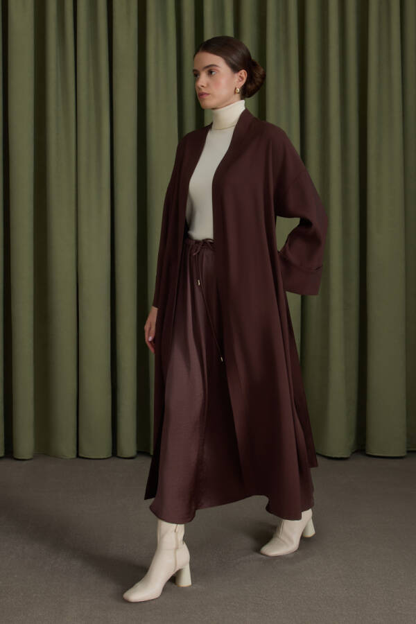 Kahverengi Beli Bağcıklı Saten Etek - 1