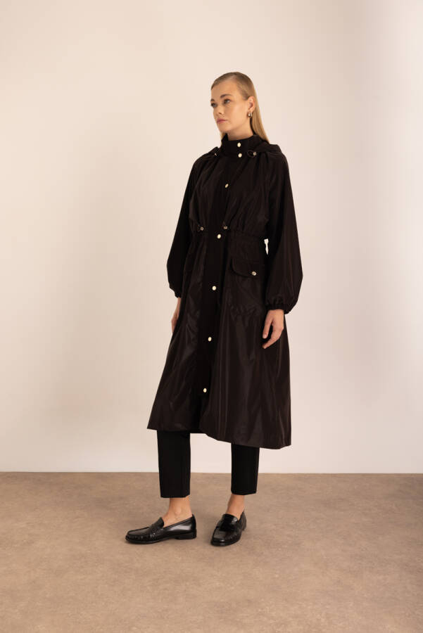 Kahverengi Beli Lastikli Su İtici Özellikli Yağmurluk - 4