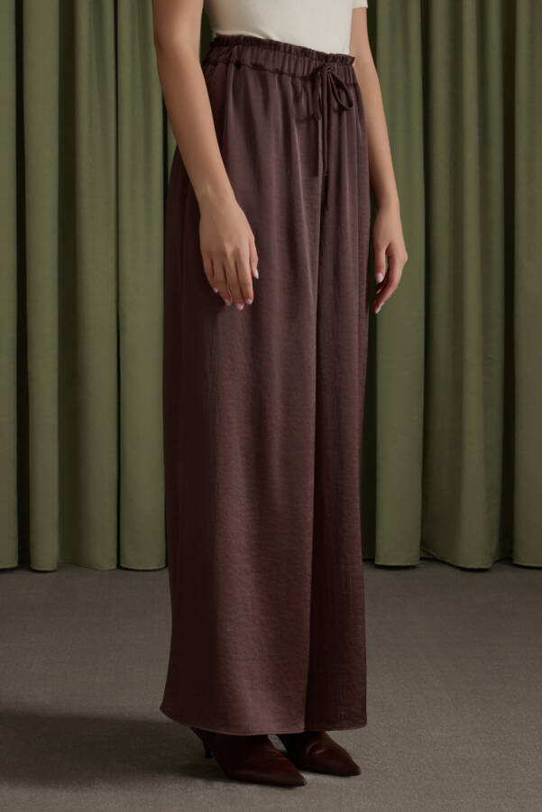 Kahverengi Beli Lastikli Saten Pantolon - 4