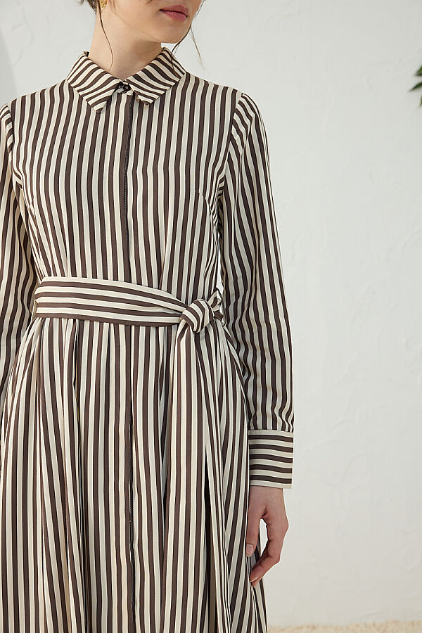 Kahverengi Çizgili Klasik Elbise - 6