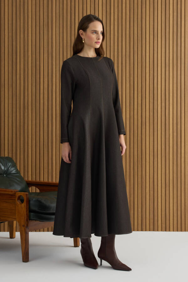 Kahverengi Denim Görünümlü Elbise - 4
