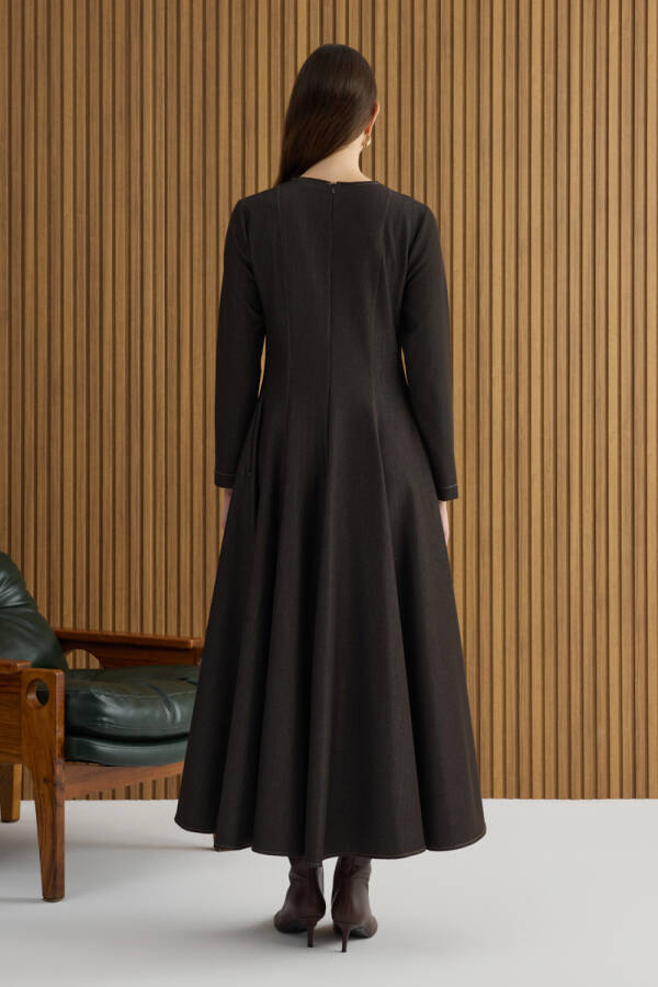 Kahverengi Denim Görünümlü Elbise - 6
