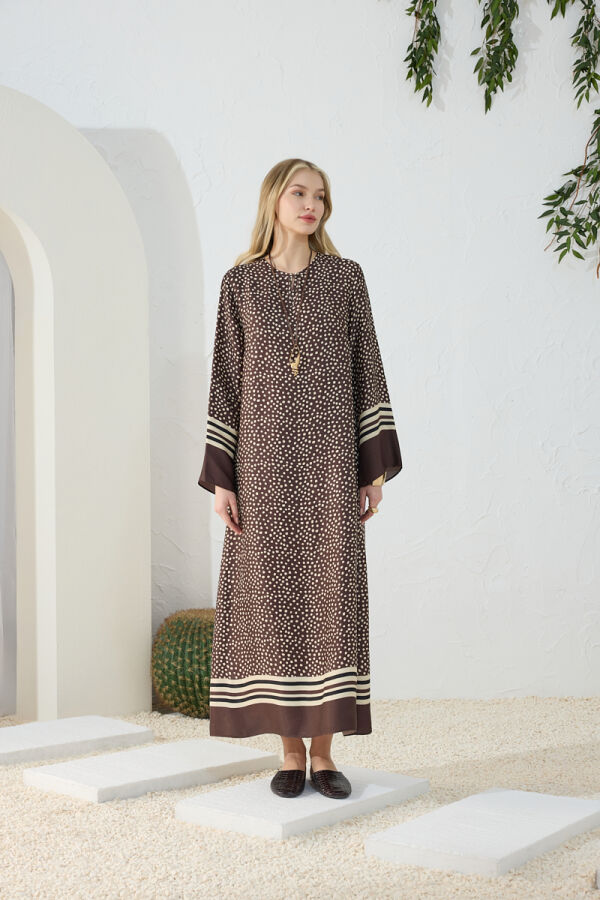 Kahverengi Desenli Bisiklet Yaka Elbise - 3