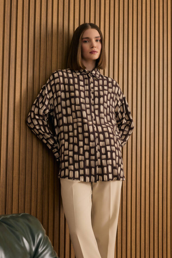 Kahverengi Desenli Viscon Gömlek - 1