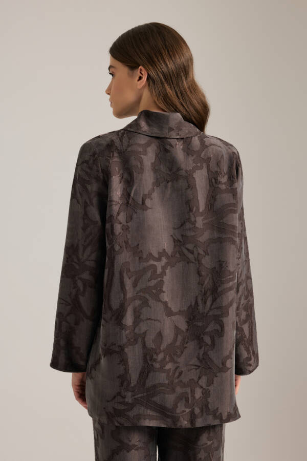 Kahverengi Dokulu Kruvaze Kapama Tencel Pijama Üstü - 4