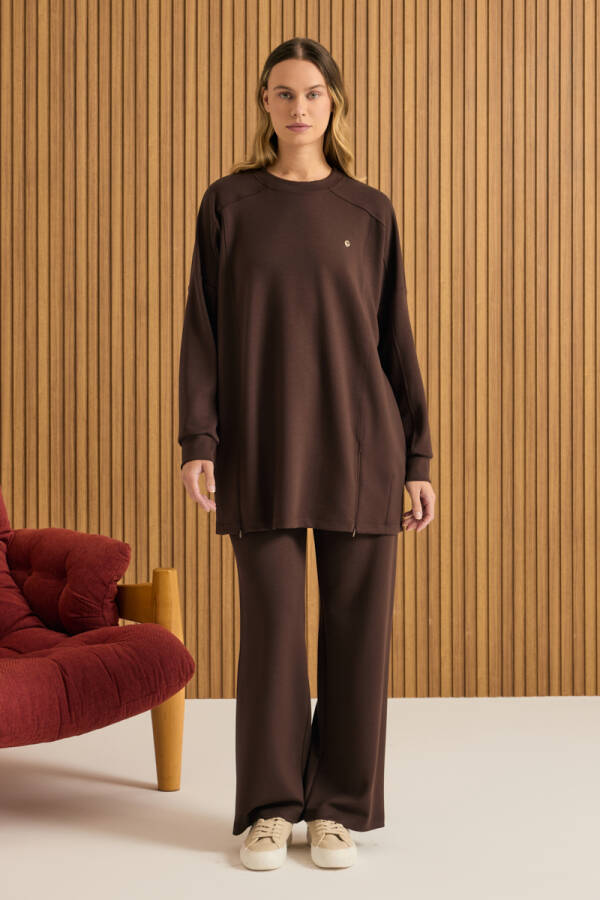 Kahverengi Etek Ucu Fermuarlı Yırtmaç Detaylı Sweatshirt - Aker