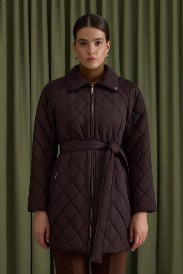 Kahverengi Fermuarlı Seyyar Kuşaklı Kapitone Mont - 3