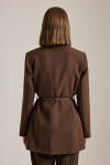 Kahverengi Kemer Aksesuarlı Hakim Yaka Ceket - 7