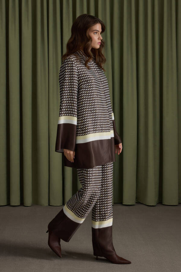 Kahverengi Koza Desenli Beli Lastikli Viscon Pantolon - Aker