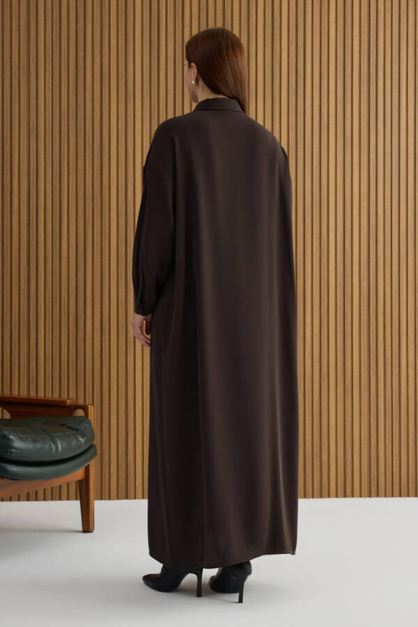 Kahverengi Koza Logolu Elbise - 5