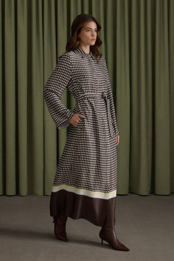 Kahverengi Koza Logolu Viscon Elbise - Aker