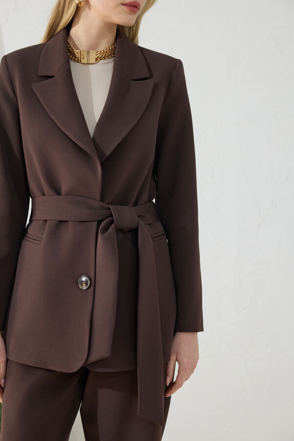 Kahverengi Kuşaklı Klasik Ceket - 6