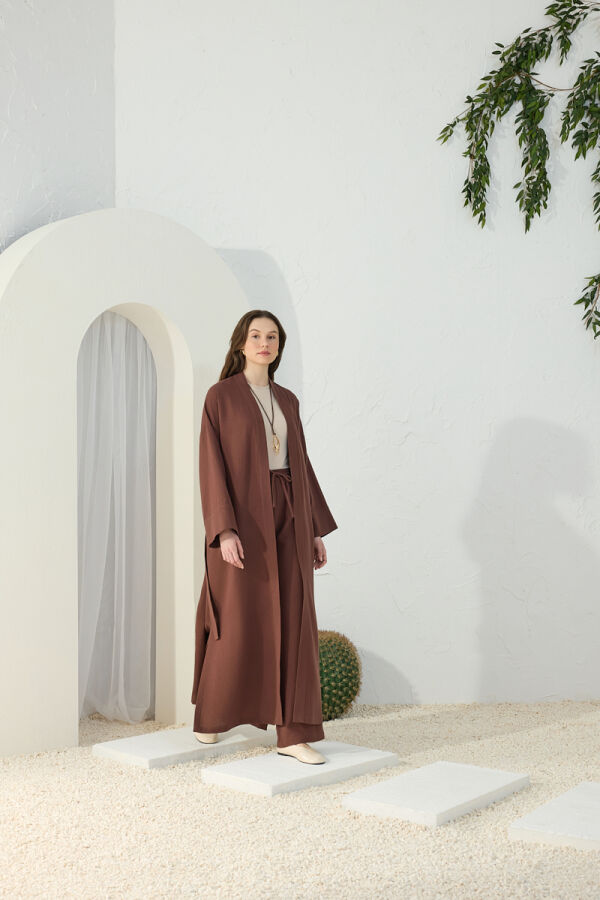 Kahverengi Kuşaklı Rahat Kalıp Sabahlık - Aker