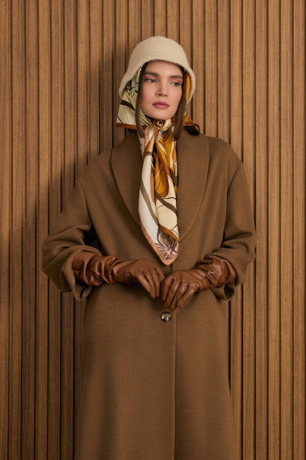 Kahverengi Şal Yaka Hırka - Aker