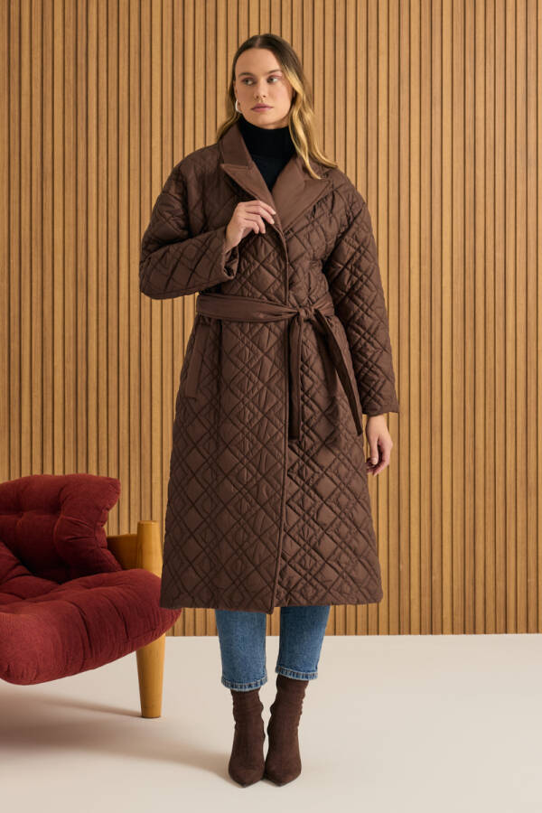 Kahverengi Seyyar Kuşaklı Kapitone Mont - Aker