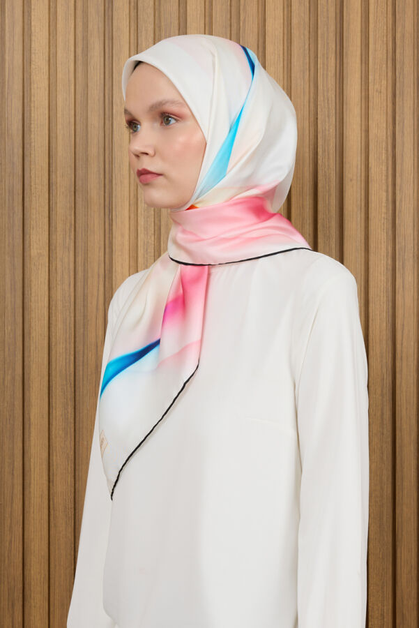 Kırık Beyaz 90X90 İpek Krep Saten Eşarp - Pierre Cardin