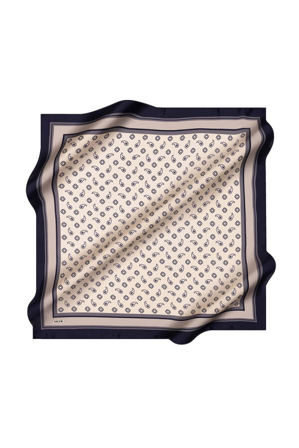 Kırık Beyaz 90X90 İpek Krep Saten Eşarp - 1