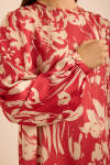 Kırmızı Çiçek Desenli İnce Dokuma Bluz - 5