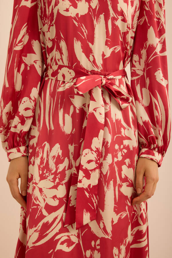 Kırmızı Çiçek Desenli İnce dokuma Elbise - 6