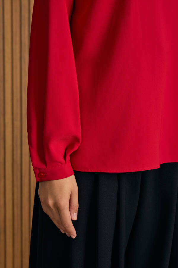 Kırmızı Dik Yaka Bluz - 4