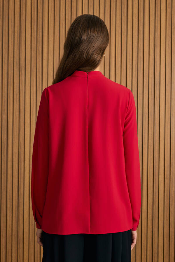 Kırmızı Dik Yaka Bluz - 5