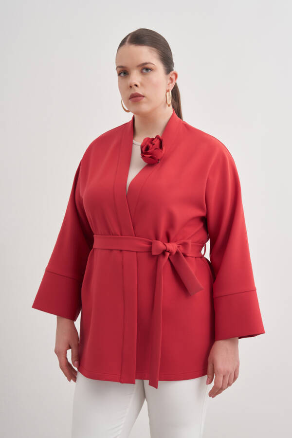 Kırmızı Kumaş Broşlu Kimono - Aker