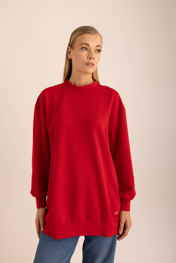 Kırmızı Logo Detaylı Rahat Kalıp Sweatshirt - Aker (1)