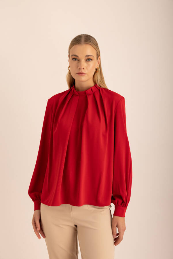 Kırmızı Pile Detaylı Dokuma Bluz - 5