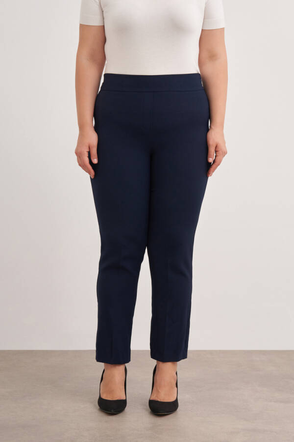 Lacivert Arka Bel Lastikli Pantolon - 2