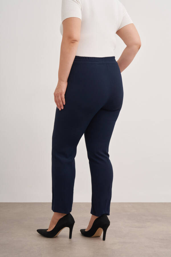 Lacivert Arka Bel Lastikli Pantolon - 5