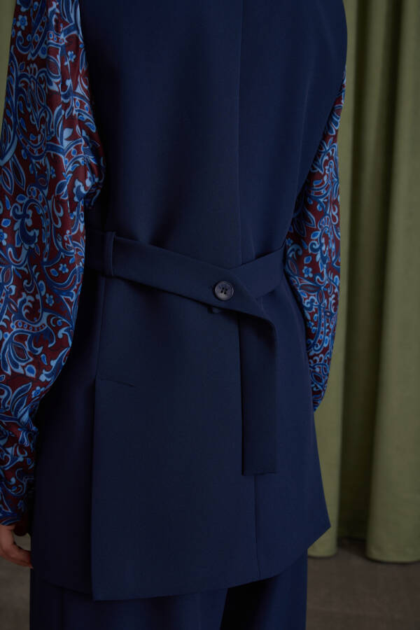 Lacivert Arkası Bant Detaylı Yelek - 6