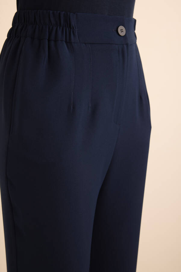 Lacivert Beli Lastik Detaylı Krep Pantolon - 5