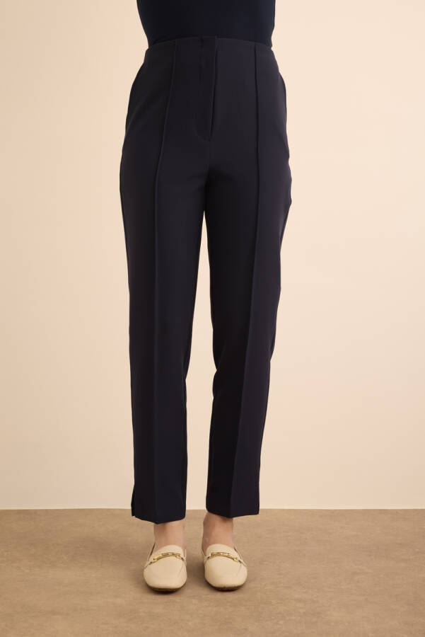 Lacivert Beli Lastik Detaylı Krep Pantolon - 2