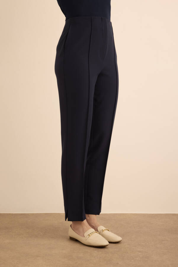 Lacivert Beli Lastik Detaylı Krep Pantolon - 3