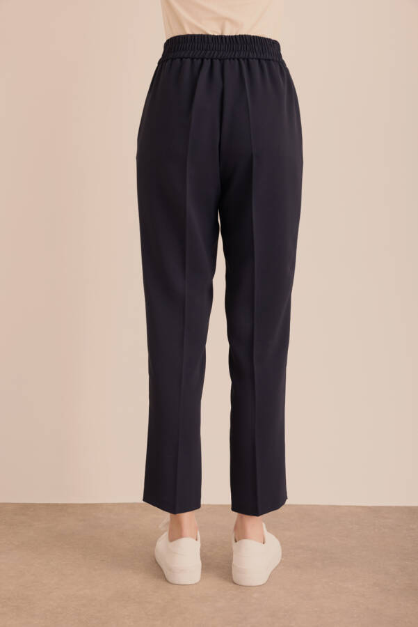 Lacivert Beli Lastikli Detaylı Dokuma Havuç Pantolon - 6