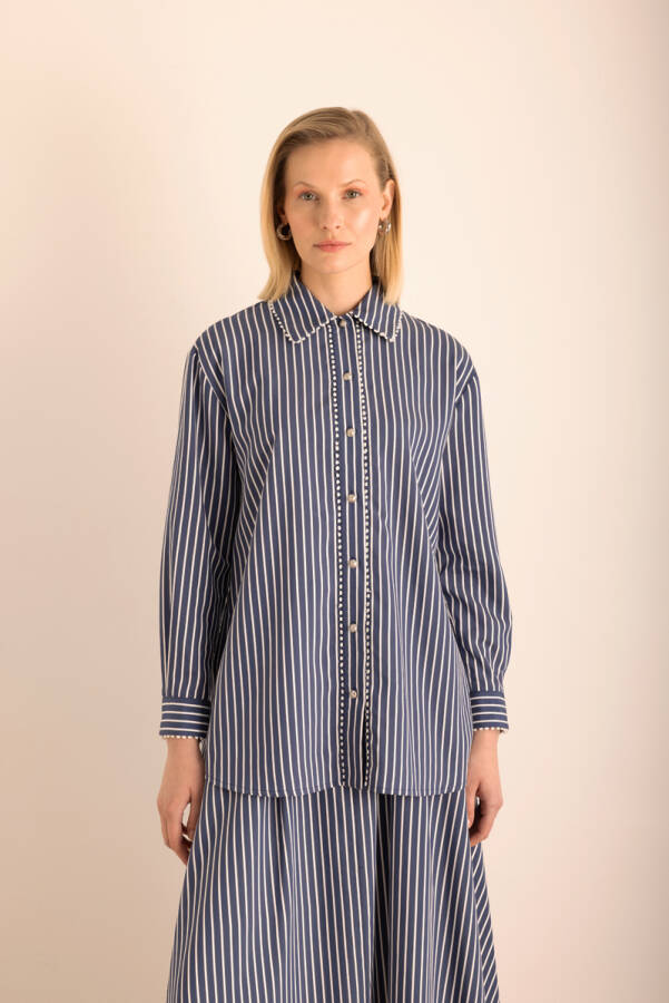 Lacivert Çizgili , Top Şerit Aksesuar Detaylı Viscon Bluz - 5