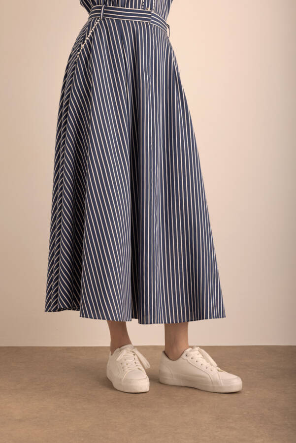 Lacivert Çizgili Top Şerit Aksesuar Detaylı Viscon Etek - 3