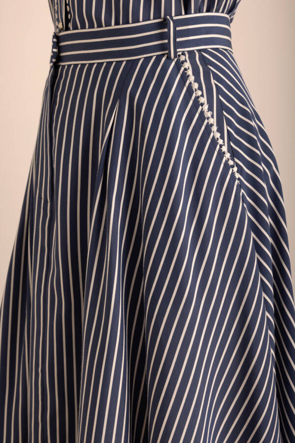 Lacivert Çizgili Top Şerit Aksesuar Detaylı Viscon Etek - 4