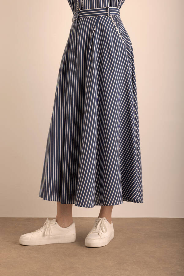 Lacivert Çizgili Top Şerit Aksesuar Detaylı Viscon Etek - 5