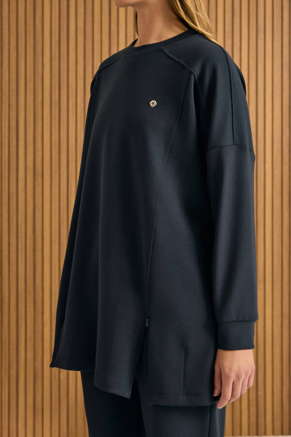 Lacivert Etek Ucu Fermuarlı Yırtmaç Detaylı Sweatshirt - 3