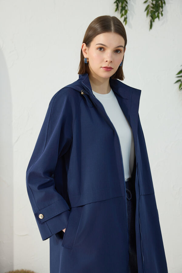 Lacivert Kapüşonlu Yağmurluk - 6