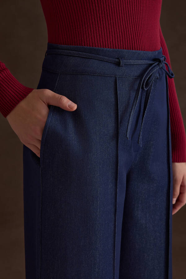 Lacivert Kemeri Bağcık Detaylı Bol Pantolon - 4