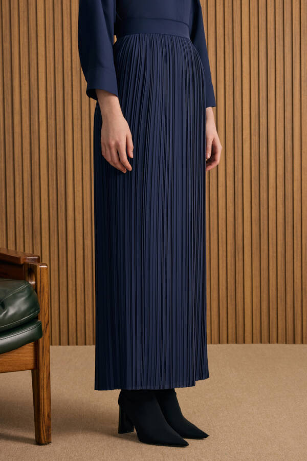 Lacivert Kırışık Piliseli Etek - 3